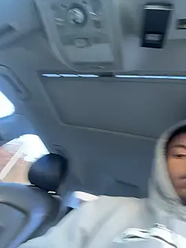 Snapshot of tokenkingtn chatting on December 2025 01:16:02 PM tokenkingtn online show from December 2025 01:16:02 PM