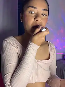  Luana online show from March 2025 09:01:02 AM