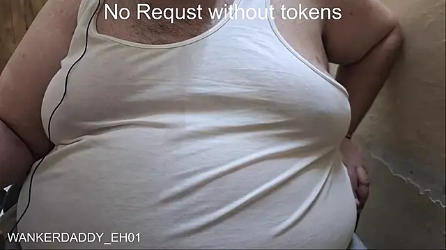 Snapshot of WANKERDADDY_EH01 chatting on December 2024 05:35:02 PM WANKERDADDY EH01 online show from December 2024 05:35:02 PM