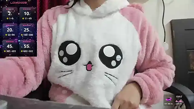 Reika 01 online show from December 2025 07:45:02 PM