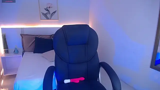 Snapshot of violeta_leon chatting on December 2024 09:40:02 AM violeta leon online show from December 2024 09:40:02 AM