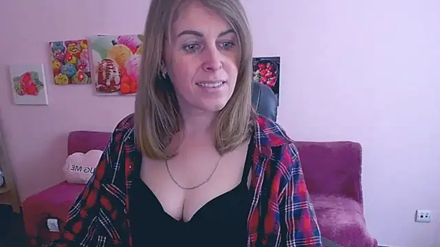 Hot Milady online show from March 2025 08:03:02 AM