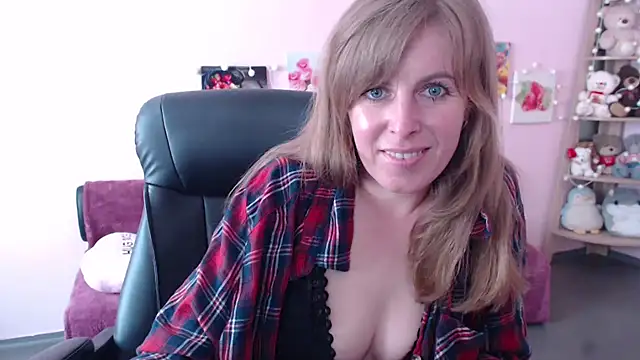 Hot Milady online show from May 2026 07:58:02 AM