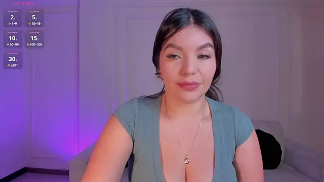 Snapshot of ValeriaRoldanX chatting on July 2026 11:35:01 AM ValeriaRoldanX online show from July 2026 11:35:01 AM