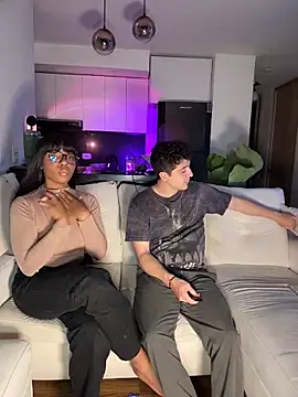 tiana nave online show from April 2026 03:05:01 AM