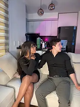 tiana nave online show from April 2026 01:33:02 PM