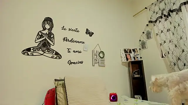 barbaara   online show from October 2025 03:13:01 PM