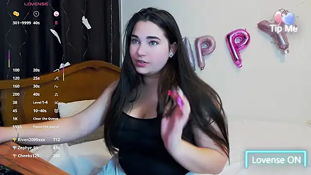 Lillianhot68 online show from March 2025 03:41:01 PM