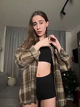 HellPeach online show from January 2025 03:54:02 PM