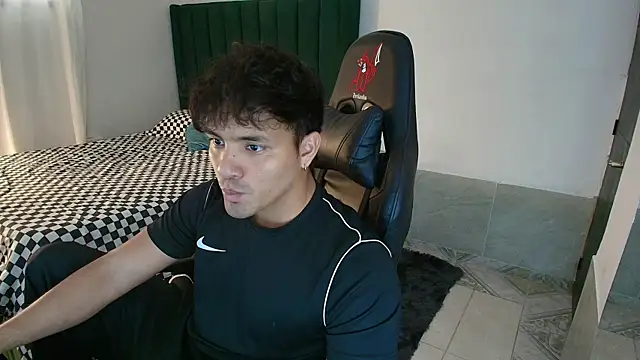 man dur07 online show from June 2026 08:25:02 PM