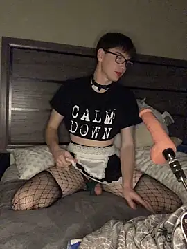 YourFavTwinkie online show from December 2024 07:28:01 AM