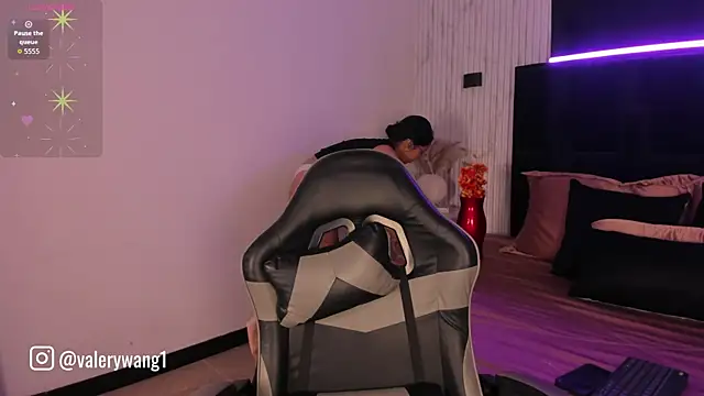 Valery wang online show from October 2025 11:38:02 AM