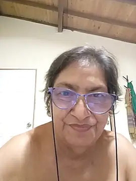 florecita69 online show from October 2025 02:40:01 PM