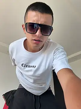 stivent777 online show from July 2026 03:54:02 PM