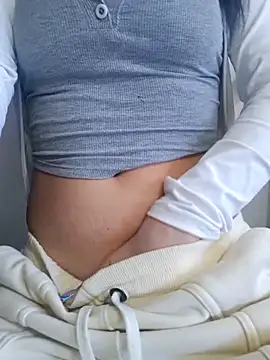 Snapshot of VALERY-03_ chatting on October 2025 12:13:02 PM VALERY-03 online show from October 2025 12:13:02 PM