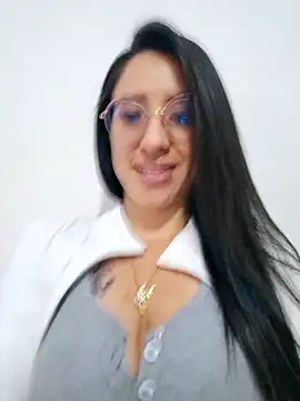 Snapshot of VALERY-03_ chatting on November 2025 12:04:01 PM VALERY-03 online show from November 2025 12:04:01 PM