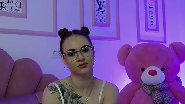 Abby  White online show from February 2025 08:06:02 PM