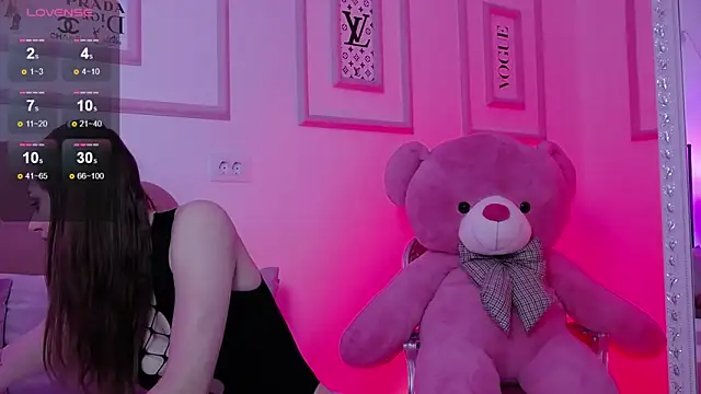 Abby  White online show from February 2025 04:58:02 PM