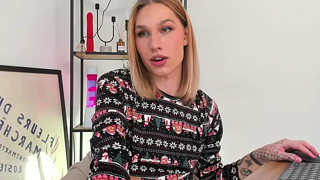 katrinewestx online show from December 2024 12:48:02 AM