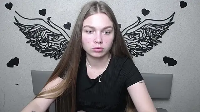 LaraPika online show from July 2026 05:01:01 AM