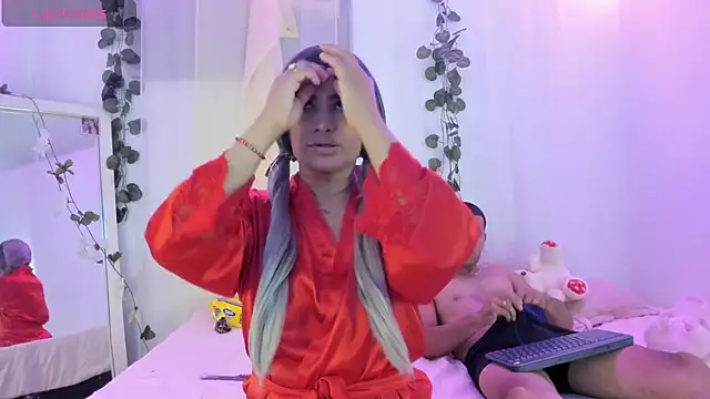 Snapshot of catalina_and_roger chatting on November 2025 02:53:02 AM catalina and roger online show from November 2025 02:53:02 AM