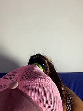 Jeroliee viyana online show from November 2025 03:28:01 AM