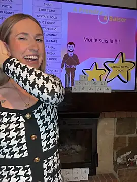 lola tentatiion online show from December 2025 08:02:01 PM