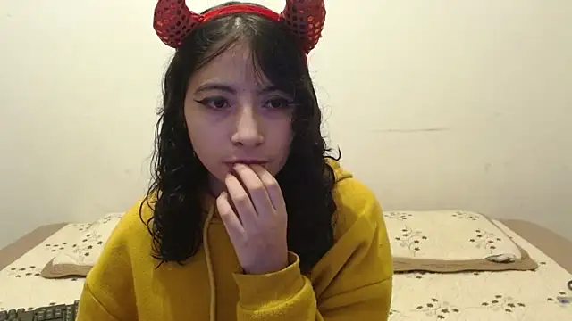 Snapshot of Asuna_and_Kiirito chatting on March 2025 03:15:01 AM Asuna and Kiirito online show from March 2025 03:15:01 AM