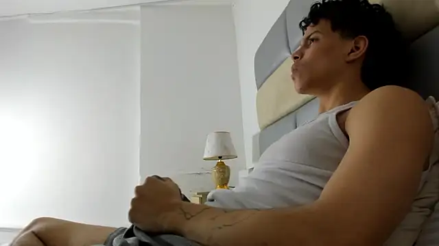 lax777  online show from March 2025 06:39:02 PM