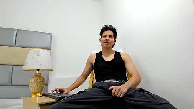 lax777  online show from March 2025 12:52:02 PM