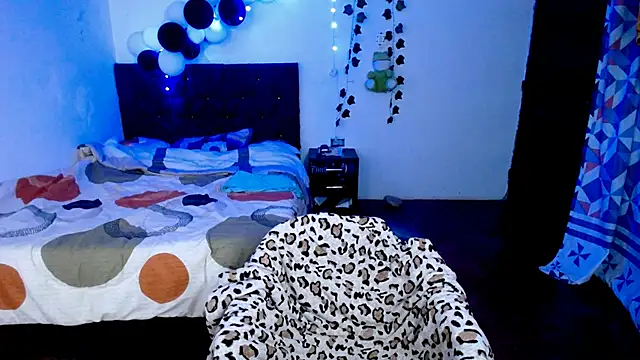 freddy romas online show from November 2025 03:10:02 AM