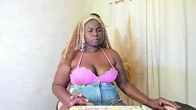 Leslie browm online show from February 2026 09:05:01 AM