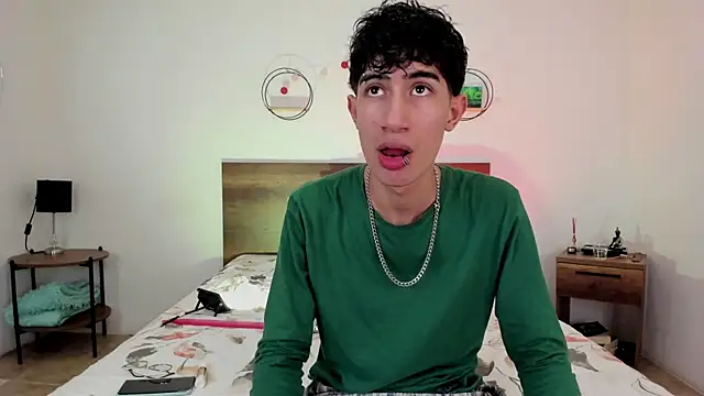 novaybrian online show from December 2024 04:14:02 AM