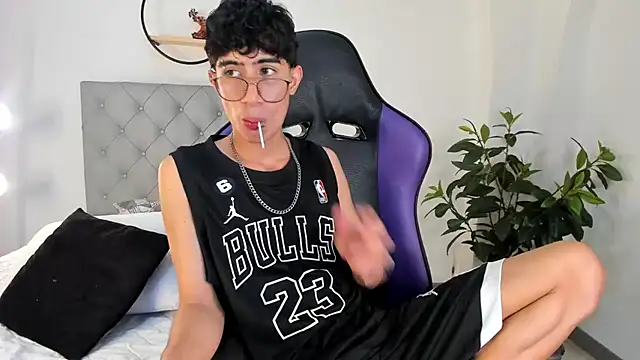 novaybrian online show from January 2025 09:40:02 AM