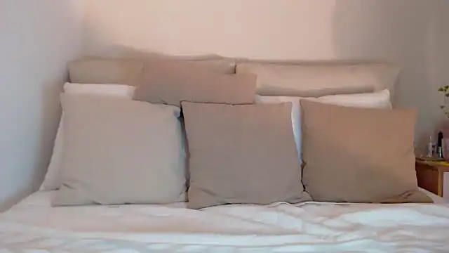 Gia Ferh online show from September 2025 01:49:02 AM