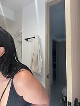 Gia Ferh online show from February 2026 11:54:01 PM