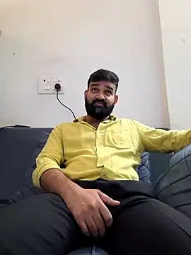 Snapshot of Fun_Guuy chatting on January 2025 10:48:02 AM Fun Guuy online show from January 2025 10:48:02 AM