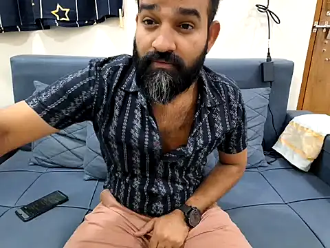 Snapshot of Fun_Guuy chatting on November 2025 07:14:01 PM Fun Guuy online show from November 2025 07:14:01 PM