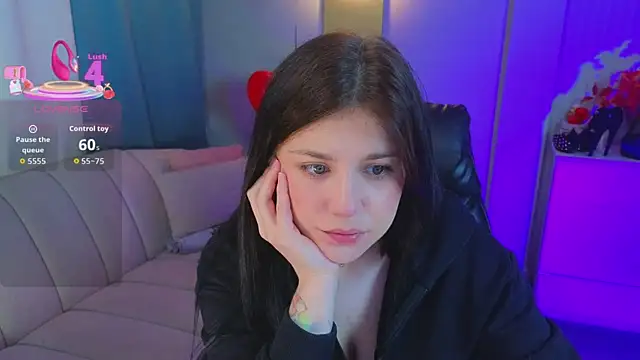 Jenna Adams  online show from April 2026 12:53:01 AM