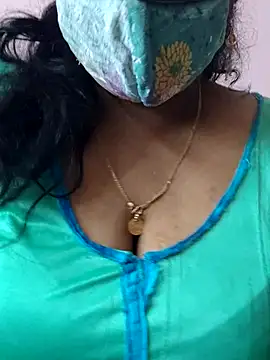 Snapshot of mallu-sumi chatting on July 2026 03:43:01 AM mallu-sumi online show from July 2026 03:43:01 AM