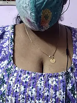 Snapshot of mallu-sumi chatting on July 2026 11:54:02 PM mallu-sumi online show from July 2026 11:54:02 PM