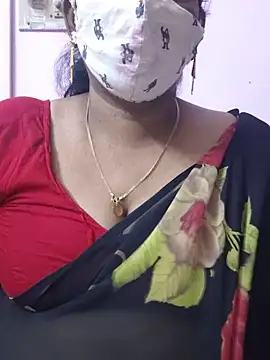 Snapshot of mallu-sumi chatting on July 2026 09:28:02 PM mallu-sumi online show from July 2026 09:28:02 PM