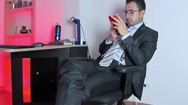 pablo-rincon95 online show from February 2025 02:42:01 PM