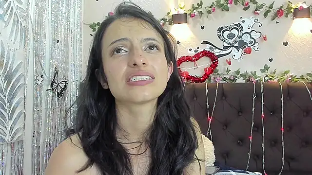 Snapshot of HottCandy21 chatting on February 2025 07:19:02 PM HottCandy21 online show from February 2025 07:19:02 PM