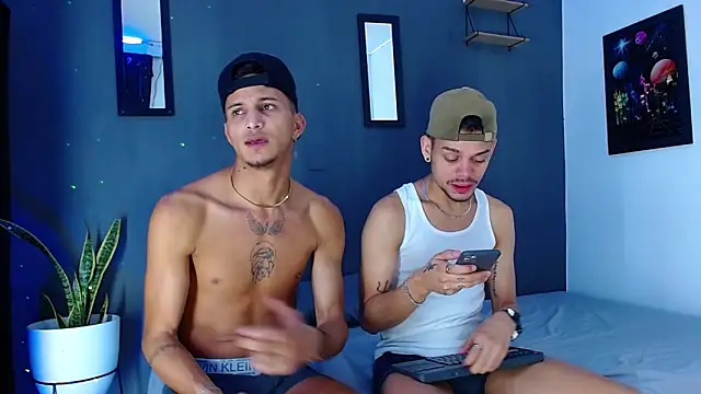 Friendsofeverything  online show from December 2024 03:19:01 PM