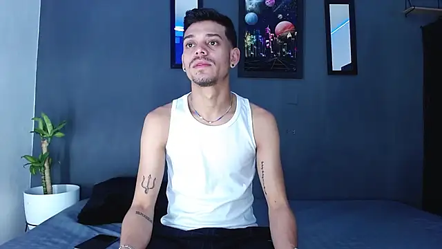 Friendsofeverything  online show from December 2024 01:16:02 PM