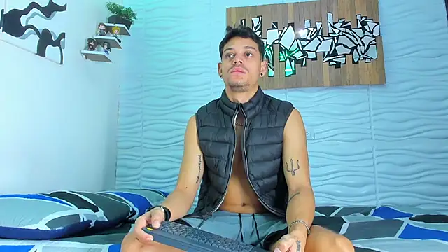 Friendsofeverything  online show from September 2025 01:45:01 PM