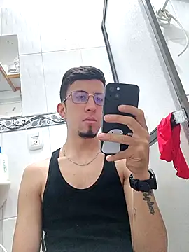 stivevv online show from April 2026 12:55:02 AM