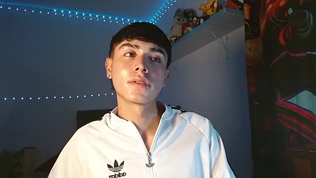 Snapshot of Im_juanda chatting on February 2025 10:13:01 PM Im juanda online show from February 2025 10:13:01 PM