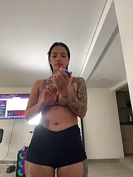 dolcebella online show from February 2026 05:34:01 PM